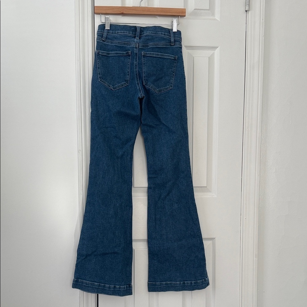 Express Women’s 70s Flare Jeans Size 10 Mid Rise HyperStretch Long Inseam - Picture 8 of 12